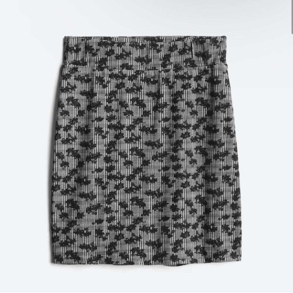 Beautiful 41 Hawthorn skirt Size 1x